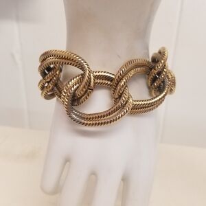 JOHN WIND DESIGNER RETIRED GOLDTONED DOUBLE HOLLOW LINK CHAIN BRACELET